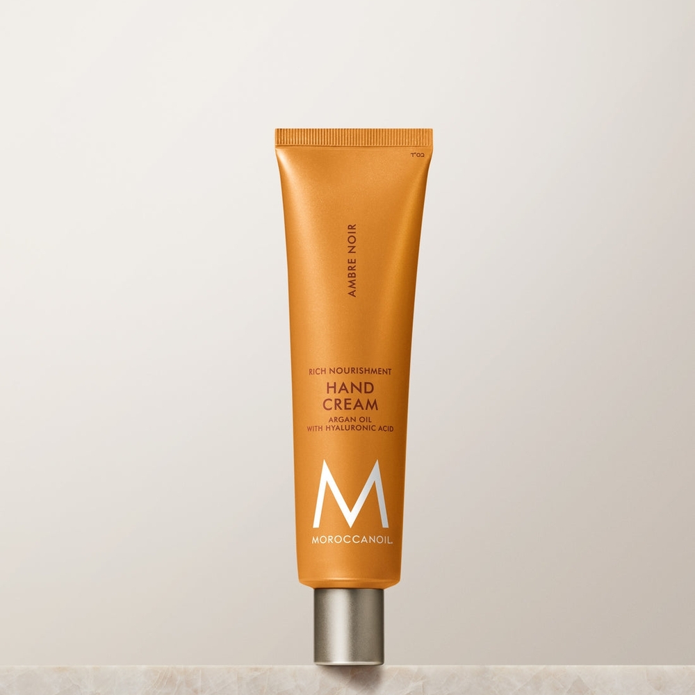 🌼Moroccanoil Amber Noir Hand Cream. (From Spring Fab Fit Fun box.)